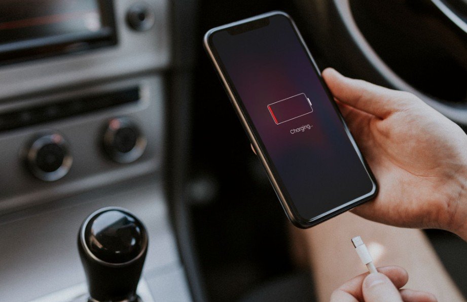 Why Your iPhone Battery Drains Fast After an iOS Update—and How to Fix It 
