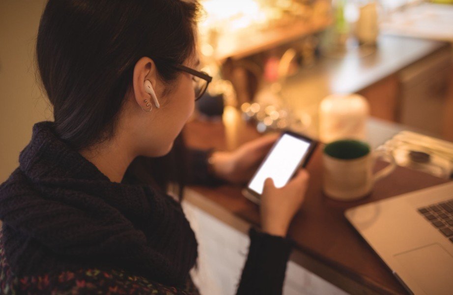 Take Back Your Data: How to Stop iPhone Apps Using Cellular Data in the Background