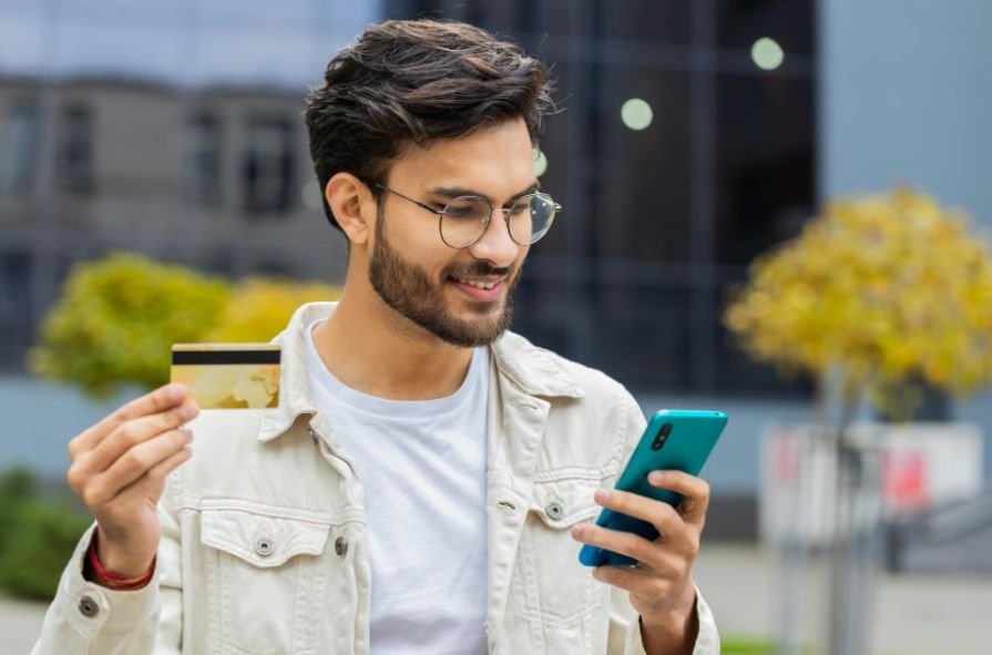 Apple Cash: Best for iPhone Users